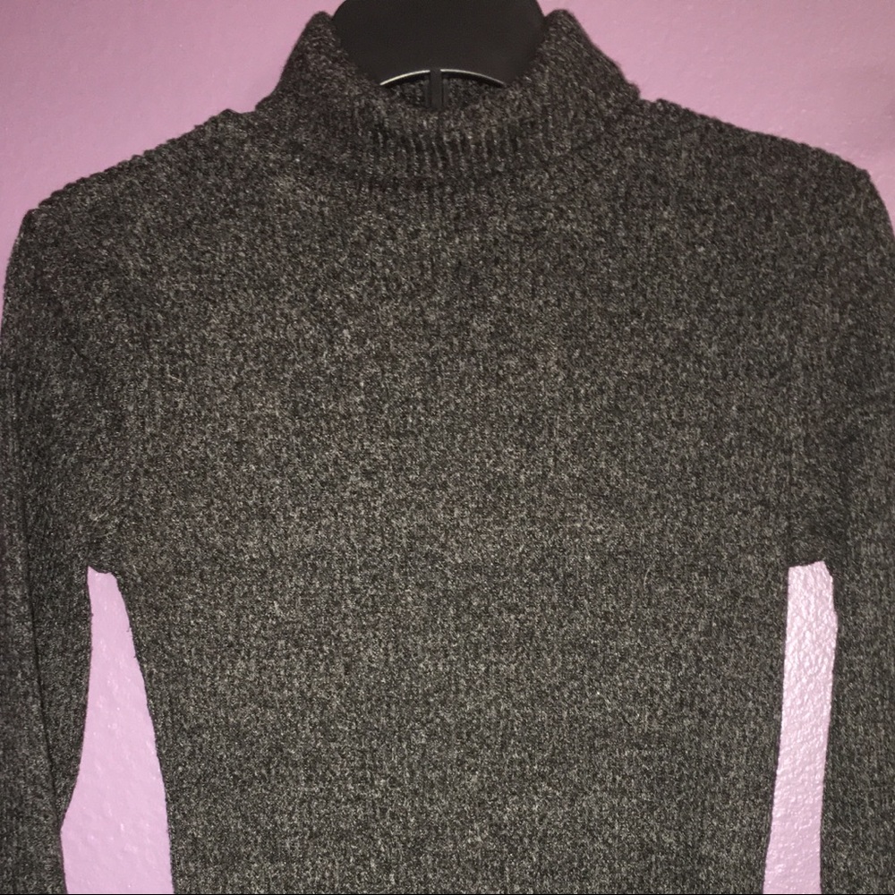 Mossimo turtle neck sweater